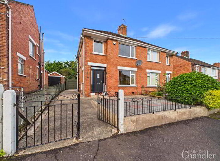 3 Bedroom Semi-Detached House For Sale In Knockbreda Park, Belfast, BT6