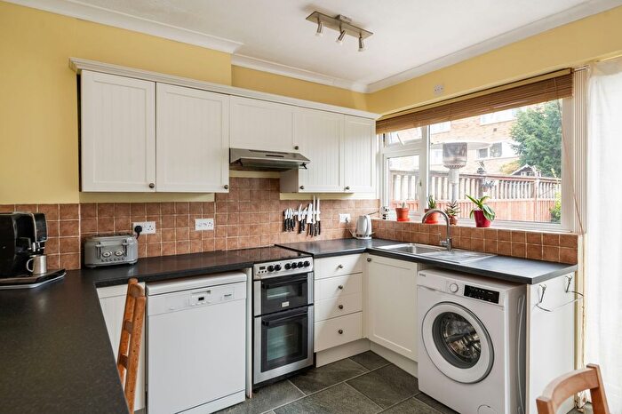 3 Bedroom Terraced House For Sale In Nutfield Road, Merstham, RH1