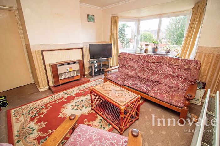 3 Bedroom End Of Terrace House For Sale In Harvington Road, Oldbury, B68