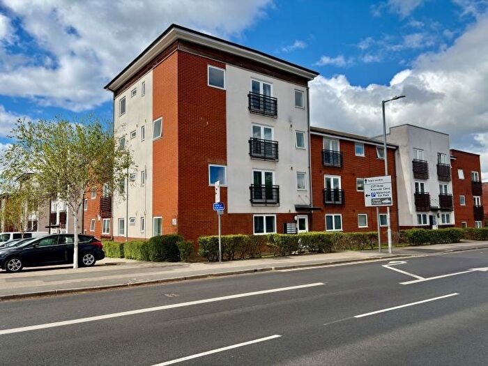 2 Bedroom Apartment For Sale In Fore Hamlet, Ipswich, IP3