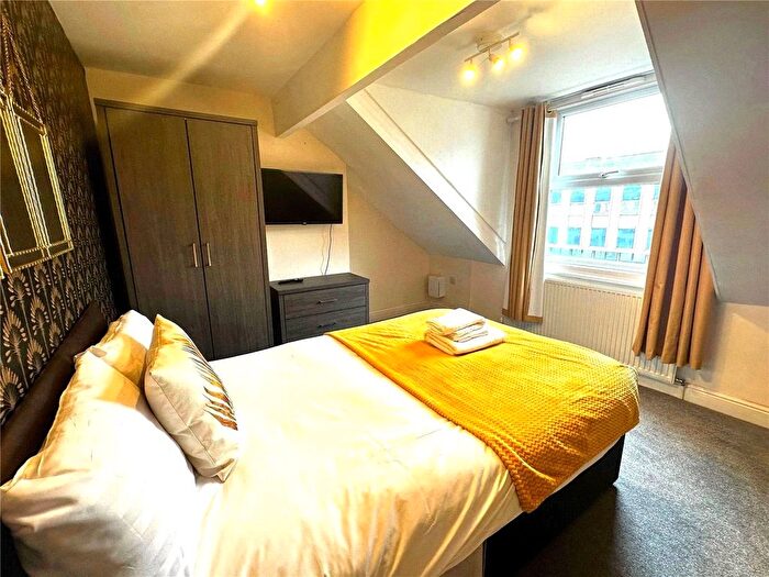 6 Bedroom Terraced House To Rent In Albert Road, Middlesbrough, TS1