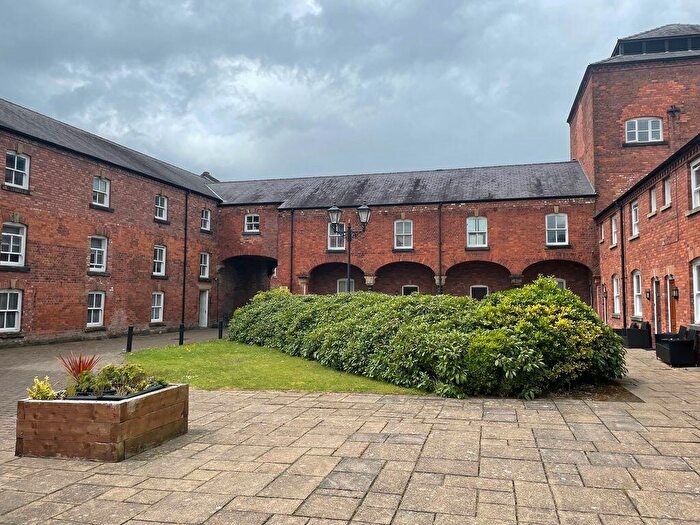 2 Bedroom Flat For Sale In Y Werddon, Pentrefelin, Wrexham, LL13
