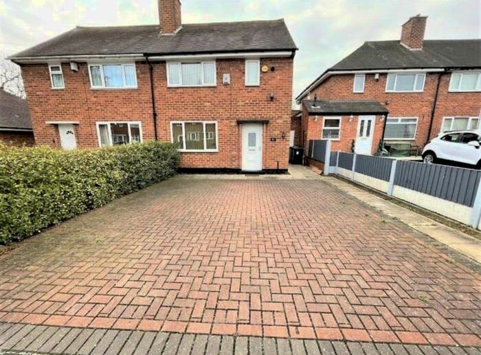2 Bedroom Semi-Detached House To Rent In Thistledown Road, Shard End, Birmingham, West Midlands, B34