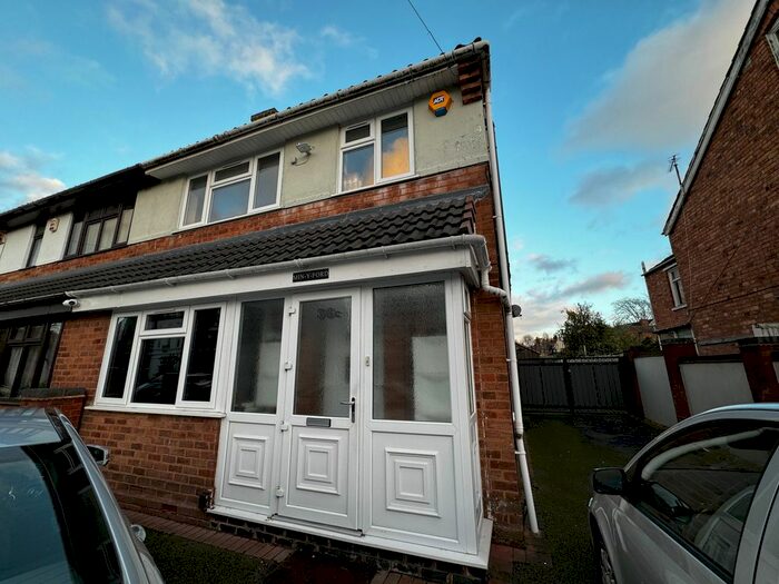 1 Bedroom Flat To Rent In Riches Street, Newbridge, Wolverhampton, WV6
