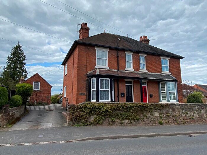 6 Bedroom Semi-Detached House For Sale In Stafford Road, Uttoxeter, ST14