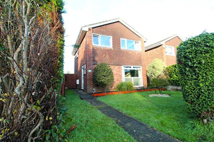 3 Bedroom Detached House For Sale In Swallow Drive, Patchway, BS34