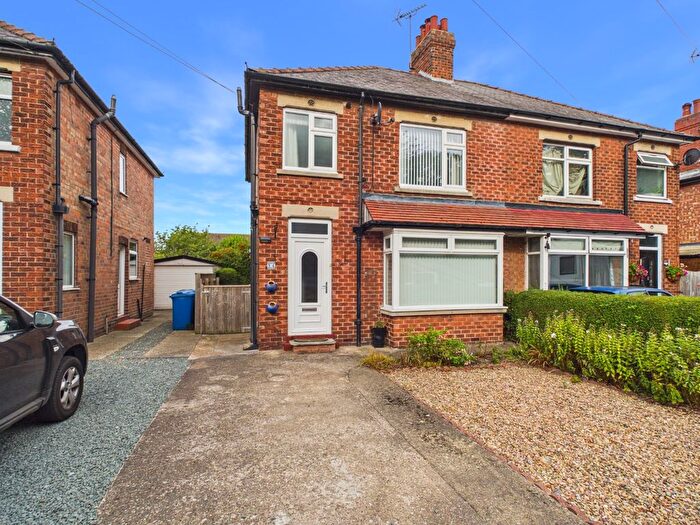 3 Bedroom Semi Detached House For Sale In Wansford Road, Driffield, YO25