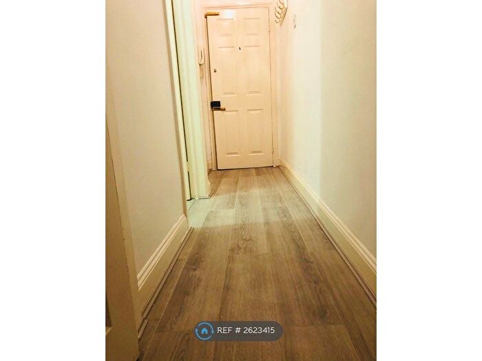 1 Bedroom Flat To Rent In Westcliff-On-Sea, Westcliff-On-Sea, SS0