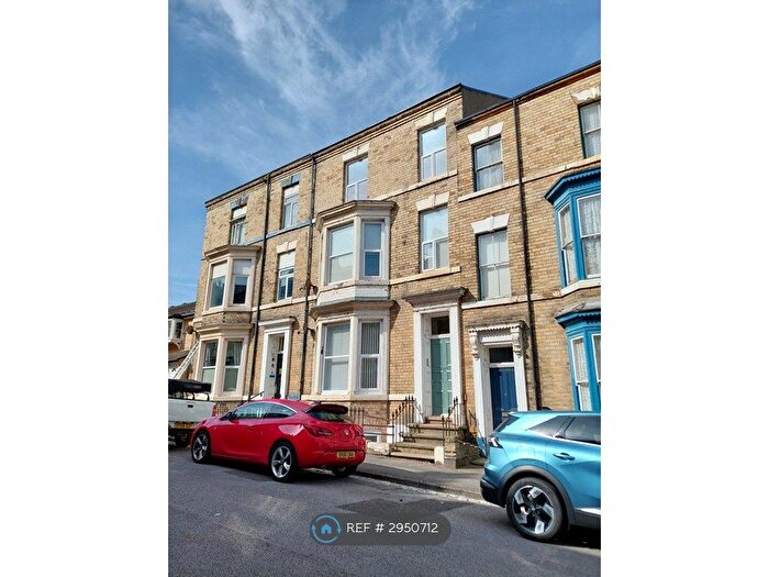2 Bedroom Flat To Rent In Amber St, Saltburn-By-The-Sea, TS12