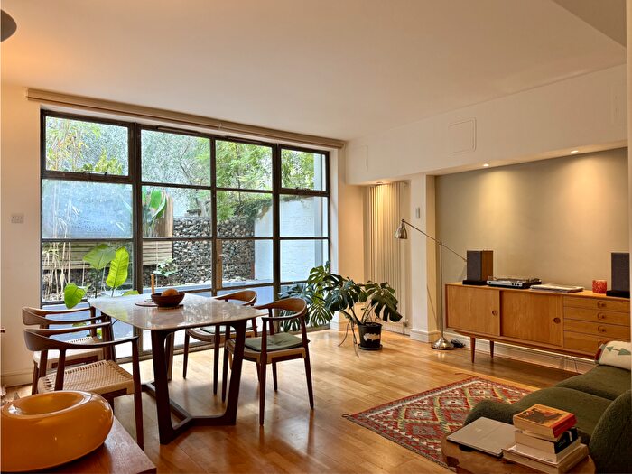 1 Bedroom Flat To Rent In Liverpool Road, Islington, London, N1