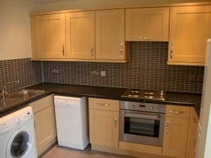 2 Bedroom Flat To Rent In Harry Zeital Way, Upper Clapton, E5