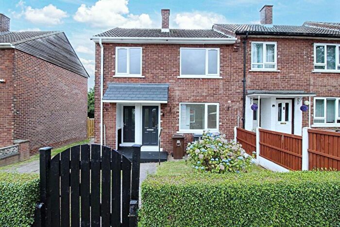 3 Bedroom End Of Terrace House For Sale In Ballifield Avenue, Sheffield, S13