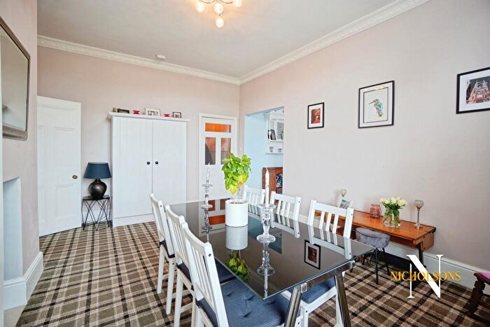 5 Bedroom Semi-Detached House For Sale In The Gables, Grove Coach Road, Retford, DN22