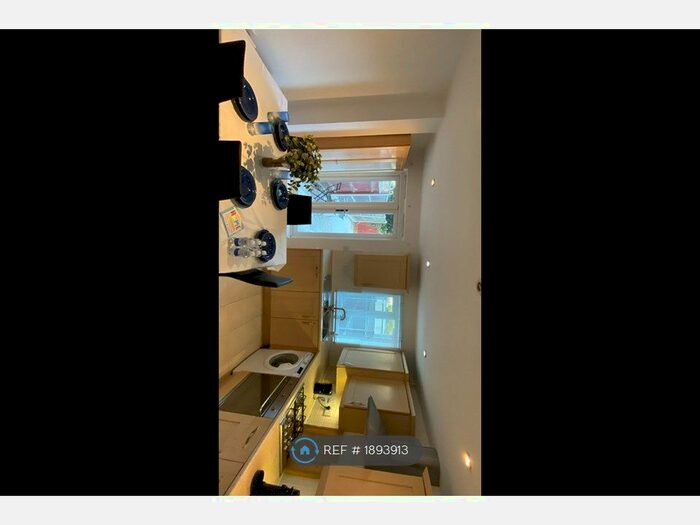 3 Bedroom Terraced House To Rent In Appleby Close, Uxbridge, UB8