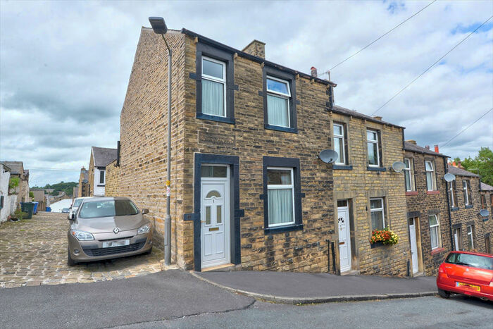 3 Bedroom End Of Terrace House To Rent In Fairfax Street, Skipton, BD23