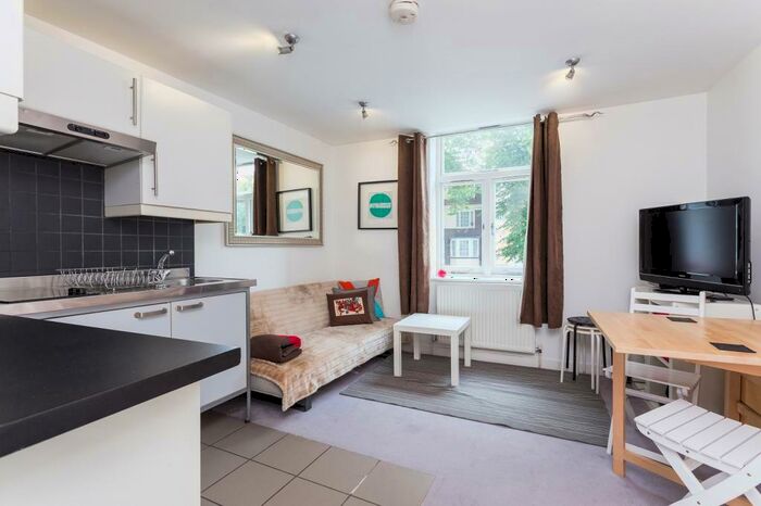1 Bedroom Apartment To Rent In Upper Street, London, N1