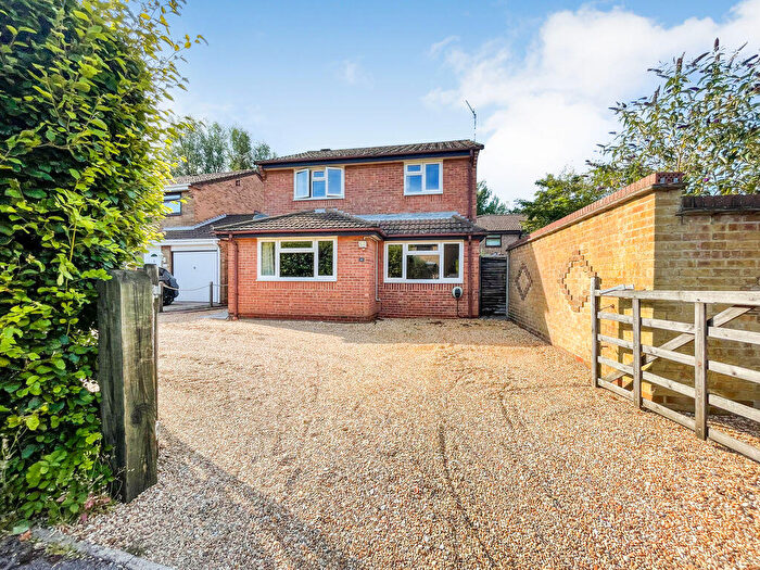 4 Bedroom Detached House For Sale In Berrywood Gardens, Hedge End, SO30