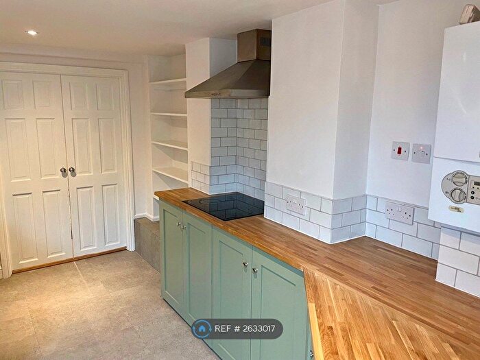 1 Bedroom Flat To Rent In Waller Road, London, SE14
