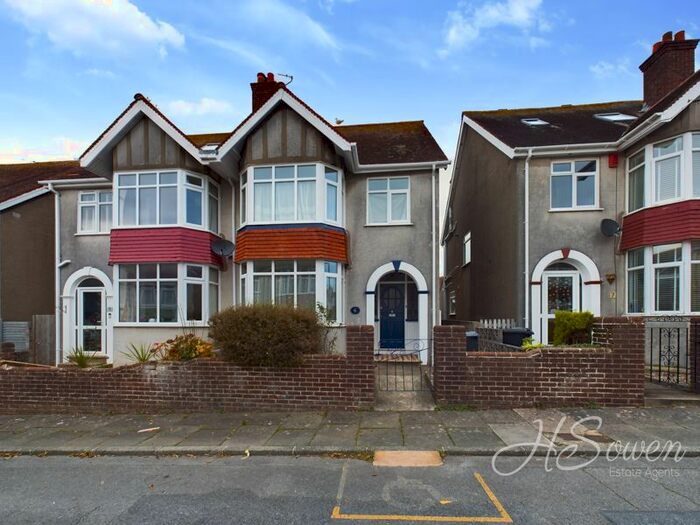 4 Bedroom Semi-Detached House To Rent In Cedar Court Road, Torquay, TQ1