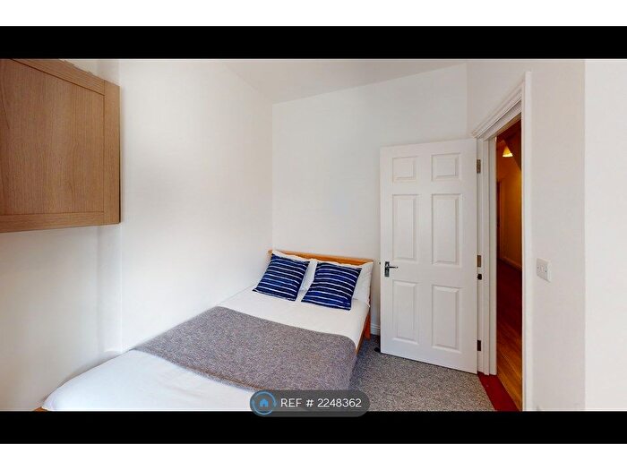 9 Bedroom Terraced House To Rent In Fraser Road, Southsea, PO5