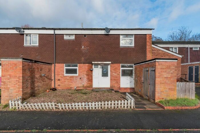 3 Bedroom End Of Terrace House To Rent In Dunchurch Close, Matchborough East, Redditch, Worcestershire, B98
