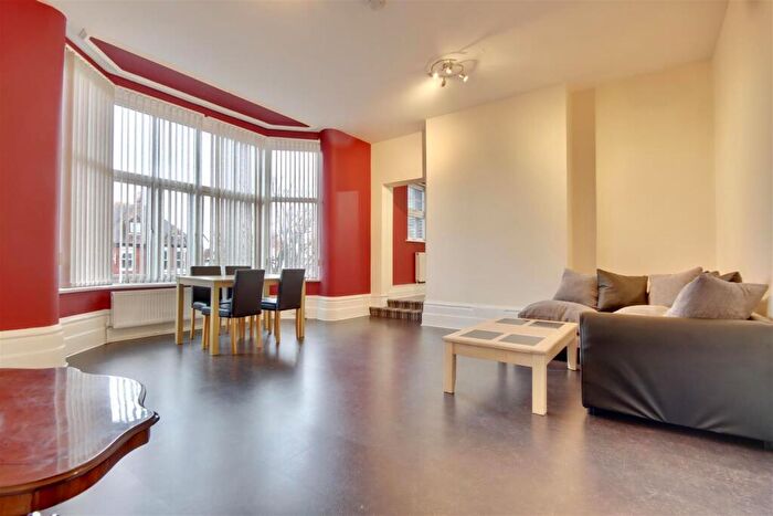 2 Bedroom Flat To Rent In Salisbury Apartments, Festing Road, Southsea, PO4