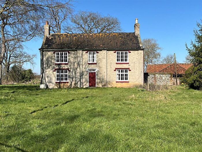 4 Bedroom Detached House For Sale In Norwich Road, Hardingham, NR9