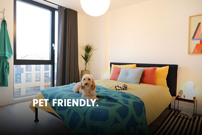 2 Bedroom Apartment To Rent In King Street, Bolton, Greater Manchester, BL4