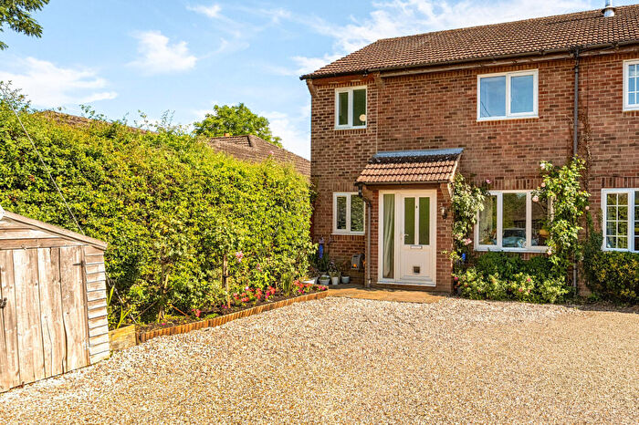 3 Bedroom Semi Detached House For Sale In Southfields, Boxford, Newbury, RG20