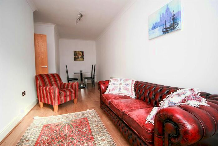 2 Bedroom Flat To Rent In Qube, Edward Street, B1