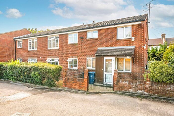 1 Bedroom Flat For Sale In Avenue Road, Acton, W3