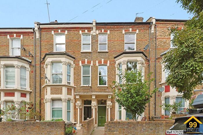2 Bedroom Flat For Sale In Ashmore Road, London, W9