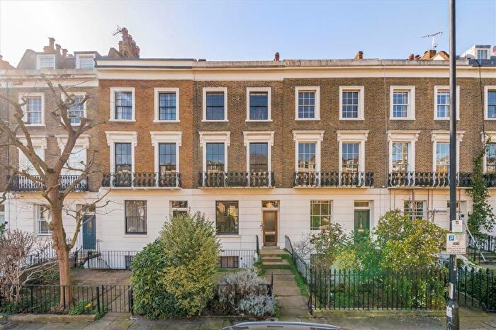 4 Bedroom Maisonette For Sale In Albert Street, Camden, NW1