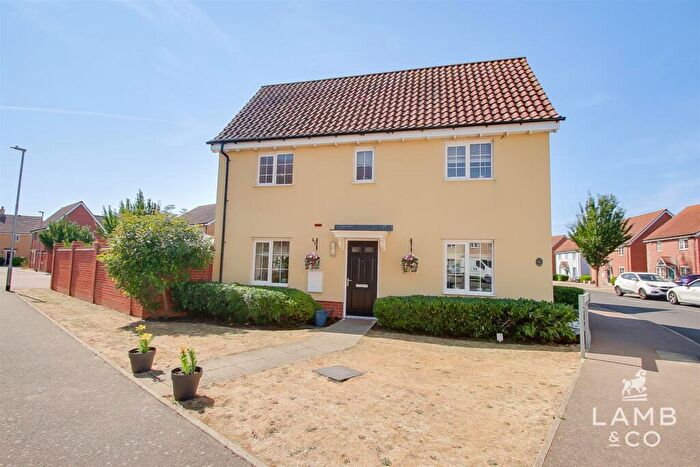 4 Bedroom Detached House For Sale In Legerton Drive, Clacton-On-Sea, CO16