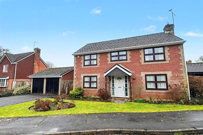 4 Bedroom Detached House For Sale In Chandlers Ford, SO53