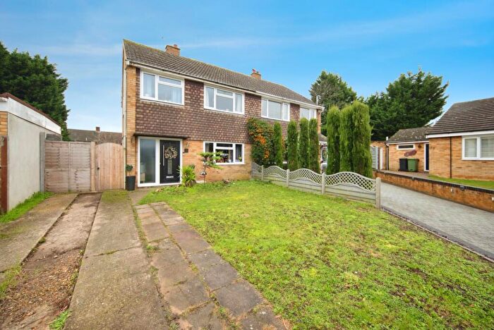 3 Bedroom Semi Detached House For Sale In Woodlands, Coxheath, Maidstone, Kent, ME17