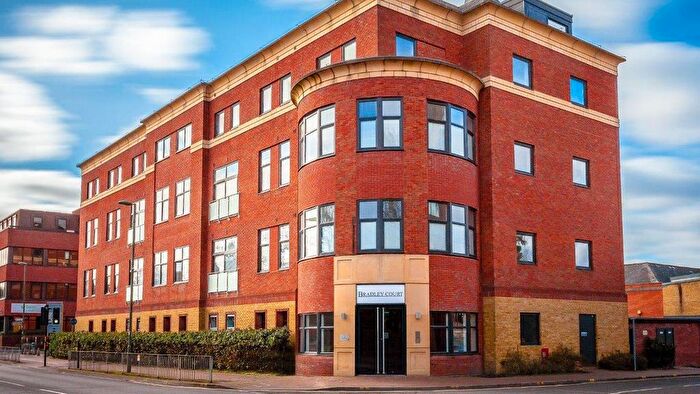 2 Bedroom Flat To Rent In Bradley Court, Knoll Road, Camberley, GU15