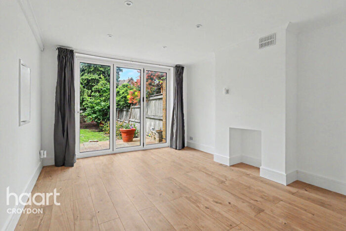 2 Bedroom Maisonette To Rent In Norwich Road, Thornton Heath, CR7