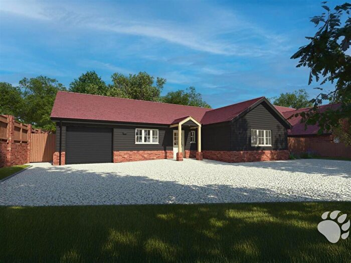 3 Bedroom Detached Bungalow For Sale In Northlands Approach, Dry Street, Langdon Hills, SS16