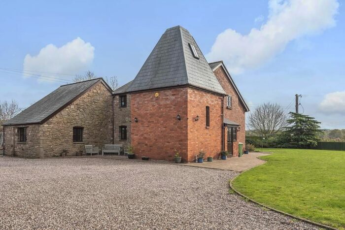 4 Bedroom Detached House For Sale In Whitestone, Herefordshire, HR1