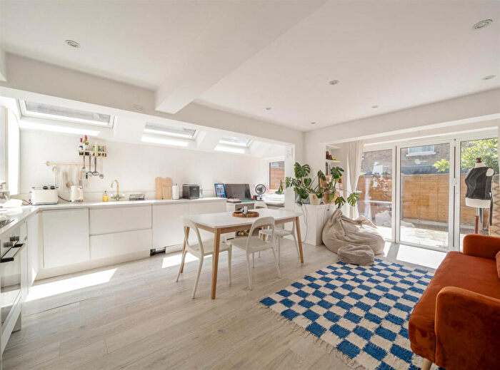 2 Bedroom Flat For Sale In Priory Park Road, London, NW6