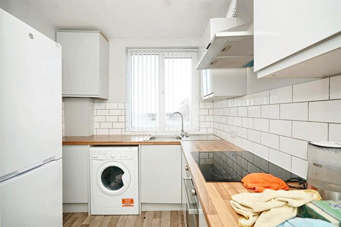 5 Bedroom Terraced House To Rent In Bedroom Terraced House In Reeth Way, Accrington, BB5
