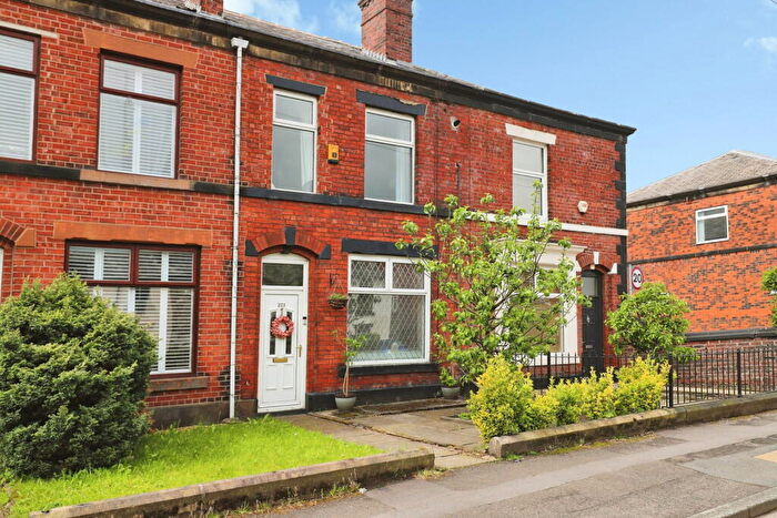 3 Bedroom Terraced House For Sale In Tottington Road, Bury, BL8