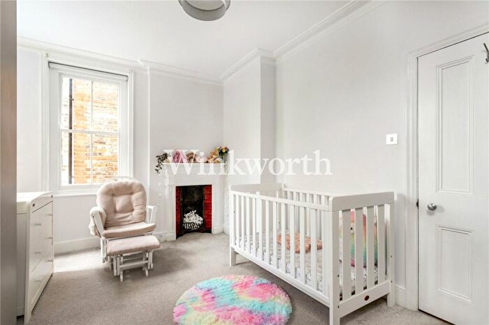 5 Bedroom Detached House To Rent In Old Park Road, London, N13