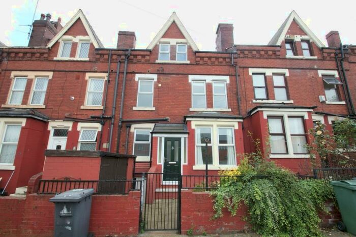 3 Bedroom Terraced House To Rent In Fairdford Avenue, Leeds, West Yorkshire, LS11