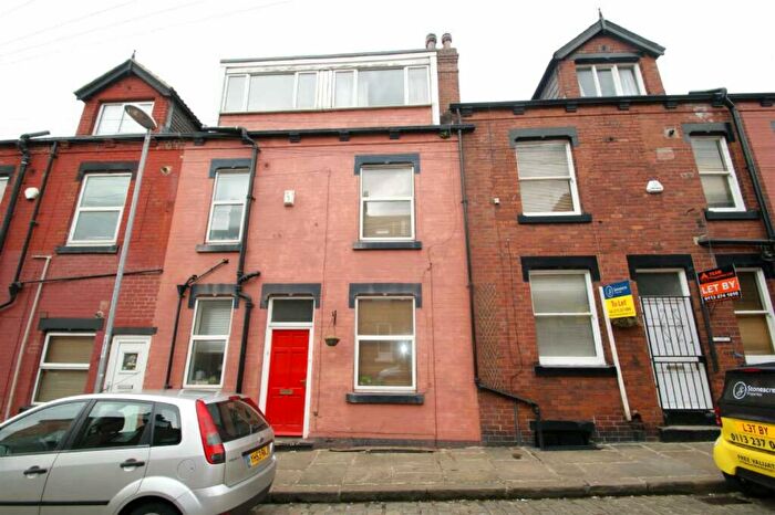 3 Bedroom Terraced House To Rent In Glebe Avenue, Kirkstall, Leeds, LS5