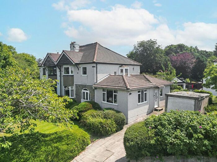 4 Bedroom Semi-Detached House For Sale In Primley Park Mount, Alwoodley, Leeds, LS17