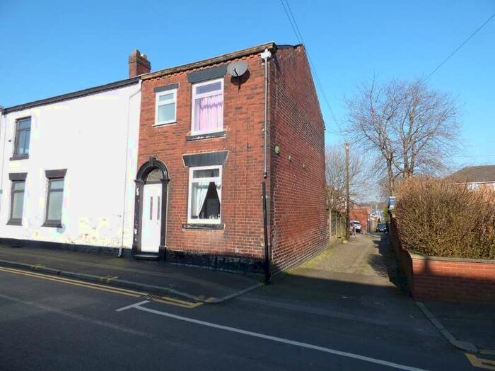 3 Bedroom End Of Terrace House For Sale In 45 Radcliffe Street, Royton