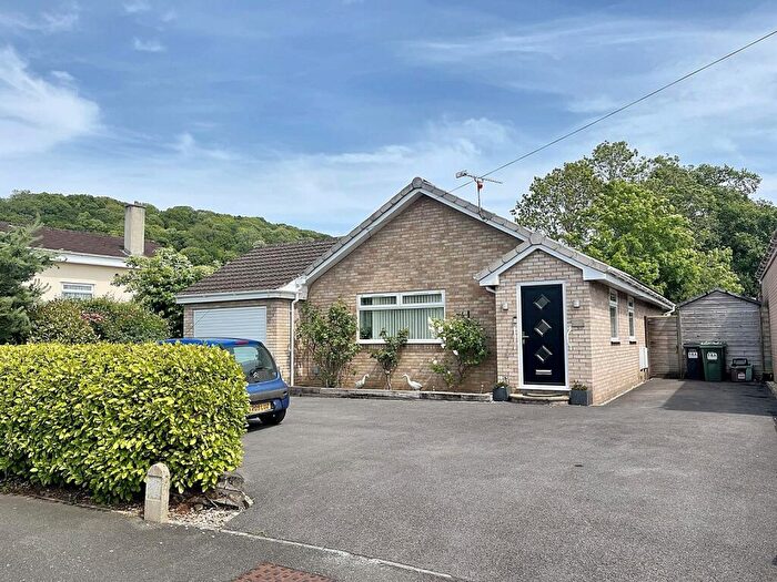 3 Bedroom Detached Bungalow For Sale In Wimblestone Road, Winscombe, North Somerset., BS25