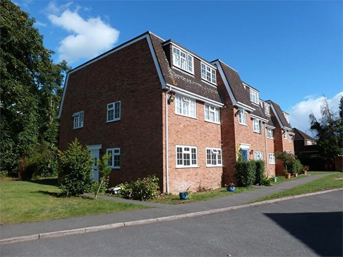2 Bedroom Apartment To Rent In Shelton Court, London Road, Langley, SL3